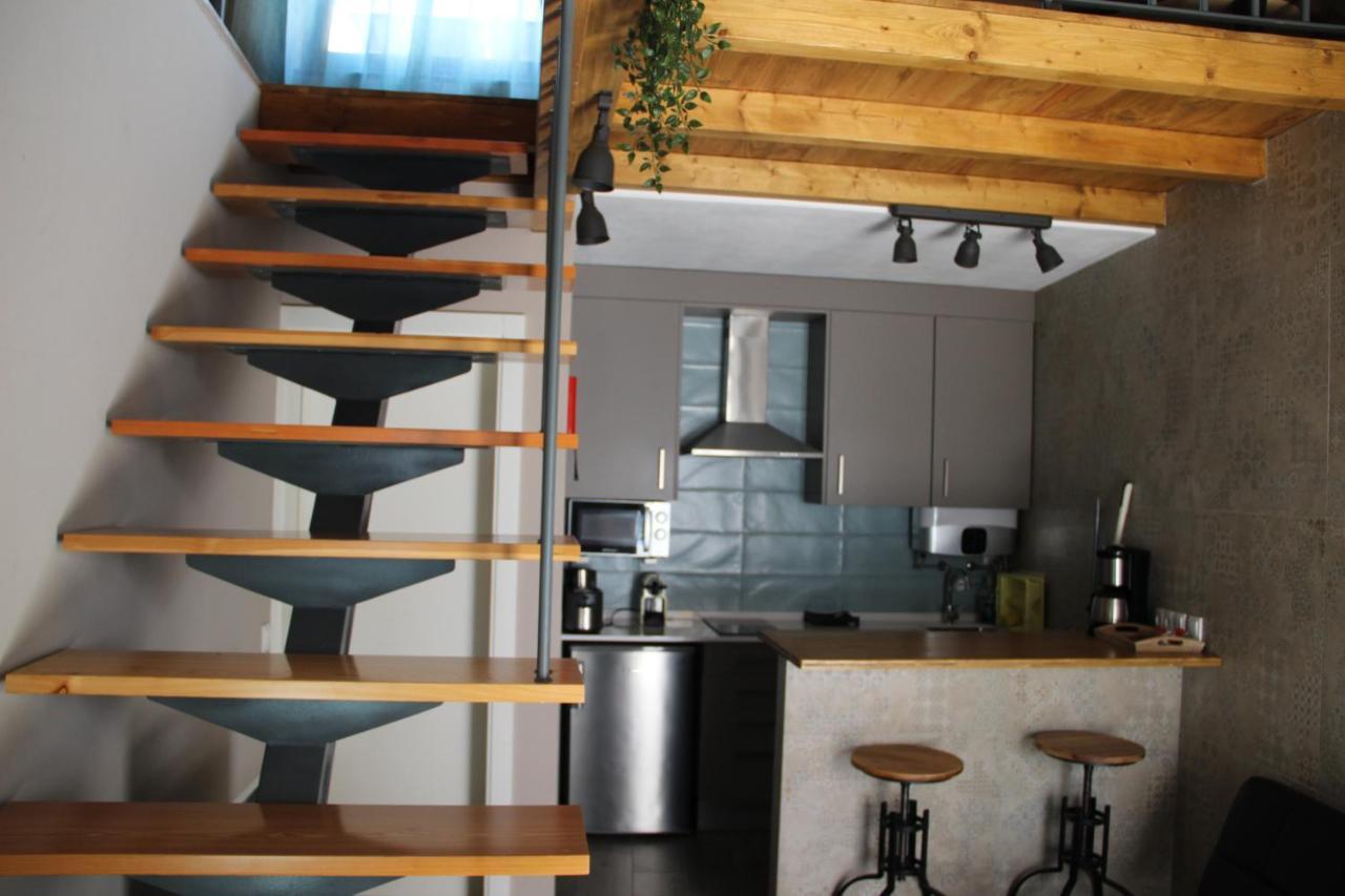 Trendy House Apartment ลากอส ภายนอก รูปภาพ